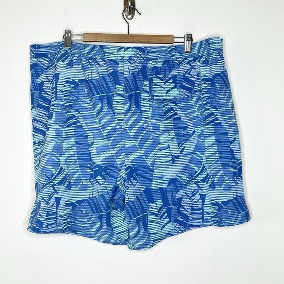 Vineyard Vines 7” Chappy Trunks Camo Bayside Blue Mens XXL Tropical Swim - Picture 6 of 7
